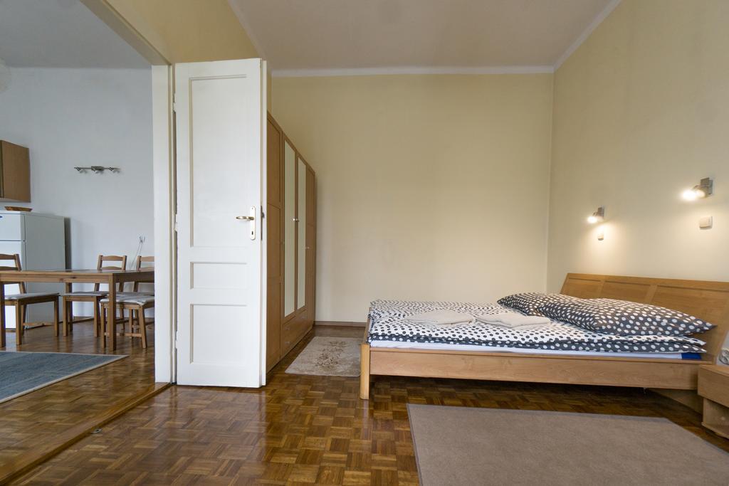Old Town Residence - Wolnica 9 Krasków Dış mekan fotoğraf